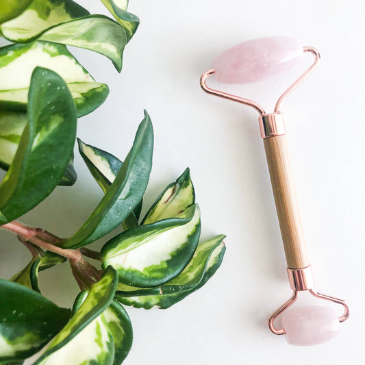 Bamboo Facial Roller - Thelo Beauty